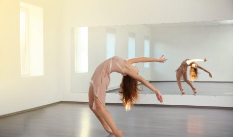 Création d'un miroir en verre trempé pour une salle de danse - Clermont-Ferrand - L'ATELIER DU VERRE